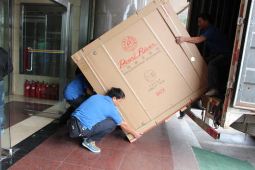 临沭钢琴贵重工艺品无忧运